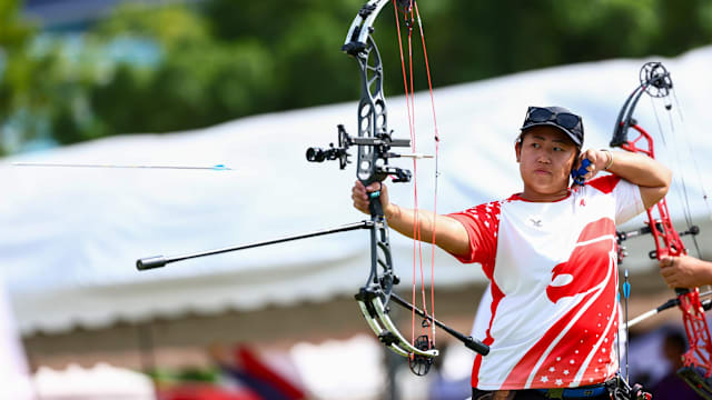 国际米兰连胜，齐沃调整团队，迪乌夫证明实力，马丁内斯复出，球队士气回升。