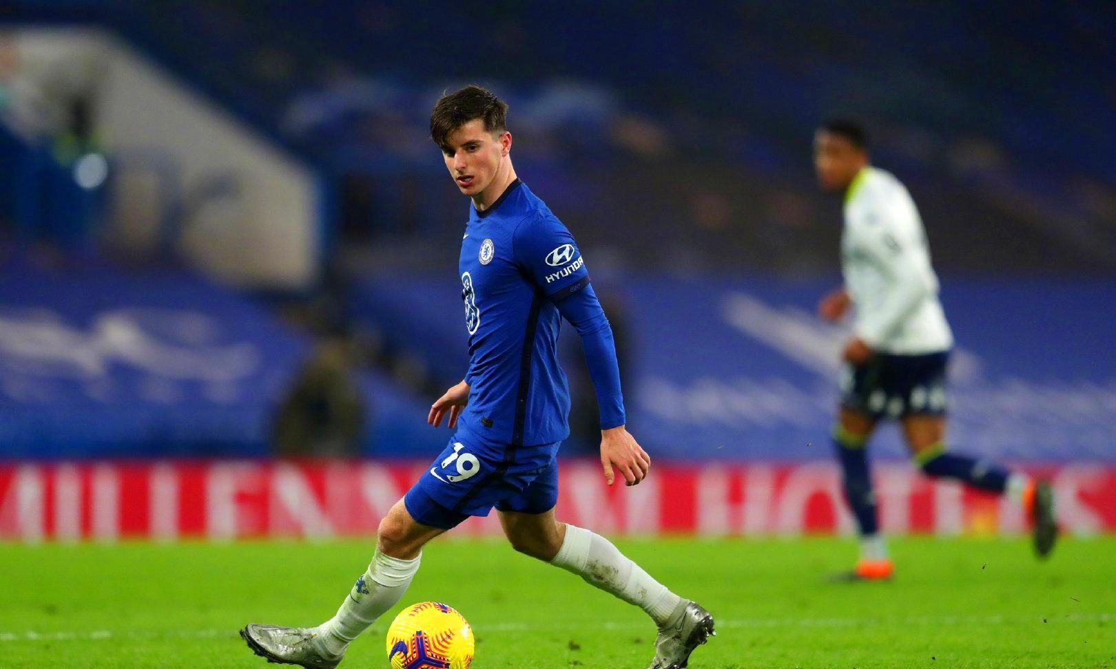 足球转会市场最新动态及趋势