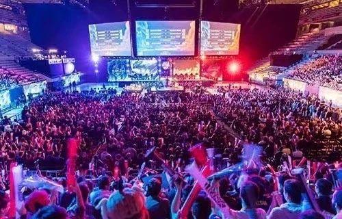 少年体育的 少年体育的